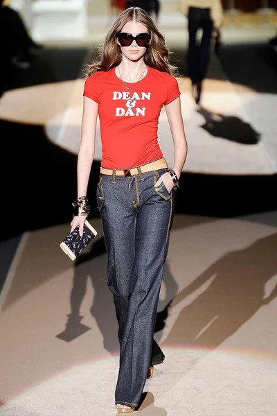 Look 7